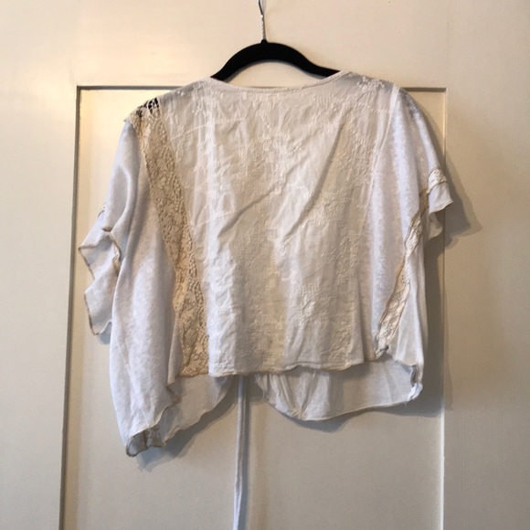 White Cream Top - Picture 1 of 3